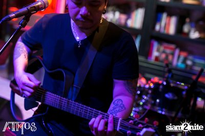 Friday Night at Atmos, Thonglor Soi 10 — photo 38