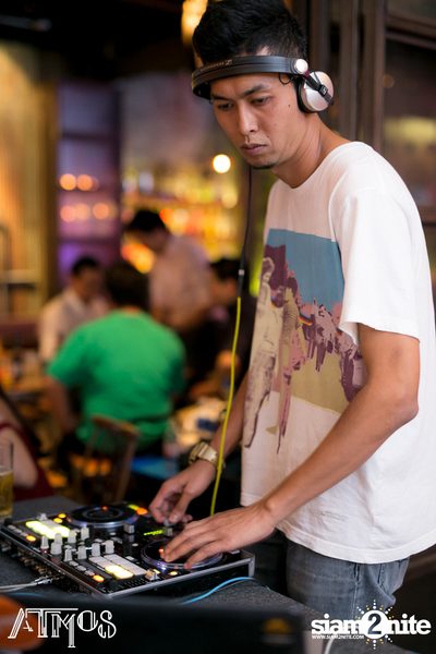 Friday Night at Atmos, Thonglor Soi 10 — photo 43