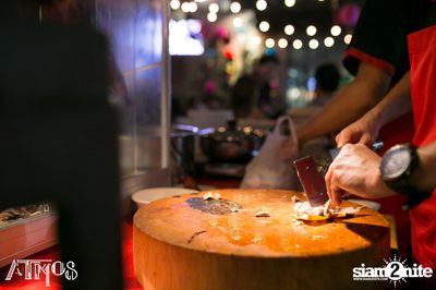 Friday Night at Atmos, Thonglor Soi 10 — photo 53