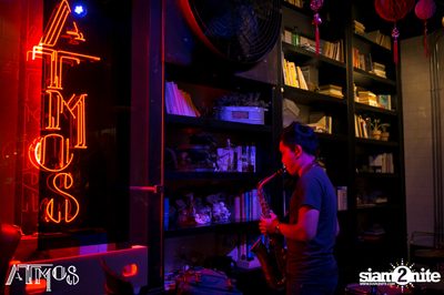Friday Night at Atmos, Thonglor Soi 10 — photo 58