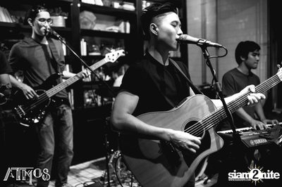 Friday Night at Atmos, Thonglor Soi 10 — photo 62