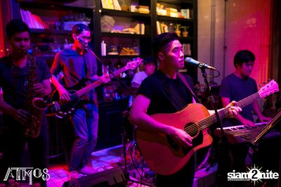 Friday Night at Atmos, Thonglor Soi 10 — photo 63