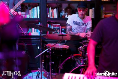 Friday Night at Atmos, Thonglor Soi 10 — photo 72