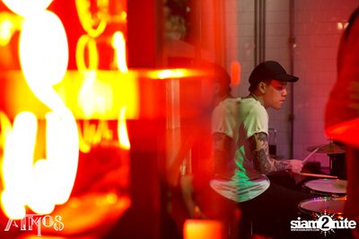 Friday Night at Atmos, Thonglor Soi 10 — photo 80