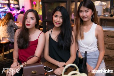 Friday Night at Atmos, Thonglor Soi 10 — photo 85