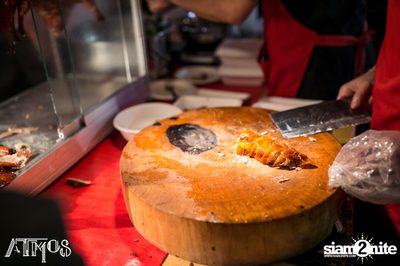 Friday Night at Atmos, Thonglor Soi 10 — photo 101