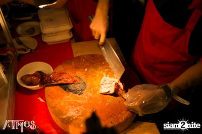 Friday Night at Atmos, Thonglor Soi 10 — photo 104