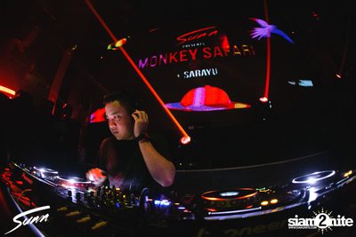 Sunn w/ Monkey Safari ที่ ไลฟ์ อาร์ซีเอ — photo 10