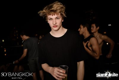 SO POOL PARTY ที่ เดอะ วอเทอร์ คลับ | โซ โซฟิเทล บางกอก — photo 159