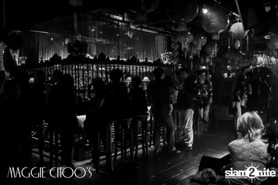 คืนวันเสาร์กับวง Chai Blues ที่ แม็กกี้ ชูส์ — photo 68