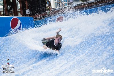 RipCurl x Pepsi Soundwave Hip Hop Festival ที่ การ์ตูนเนทเวิร์ค — photo 12