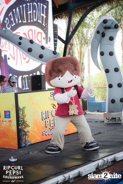 RipCurl x Pepsi Soundwave Hip Hop Festival ที่ การ์ตูนเนทเวิร์ค — photo 46