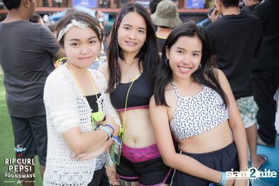RipCurl x Pepsi Soundwave Hip Hop Festival ที่ การ์ตูนเนทเวิร์ค — photo 50