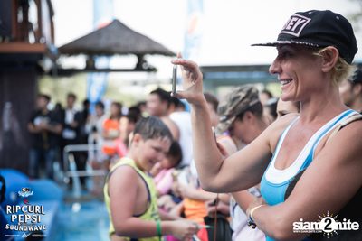 RipCurl x Pepsi Soundwave Hip Hop Festival ที่ การ์ตูนเนทเวิร์ค — photo 51