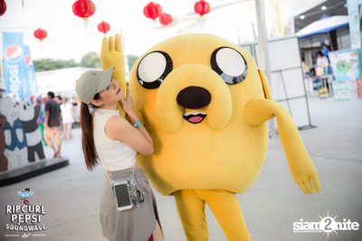 RipCurl x Pepsi Soundwave Hip Hop Festival ที่ การ์ตูนเนทเวิร์ค — photo 88