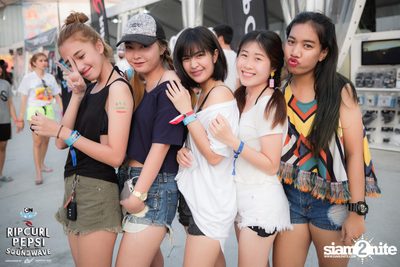 RipCurl x Pepsi Soundwave Hip Hop Festival ที่ การ์ตูนเนทเวิร์ค — photo 100