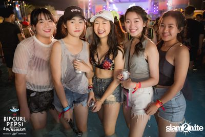 RipCurl x Pepsi Soundwave Hip Hop Festival ที่ การ์ตูนเนทเวิร์ค — photo 148