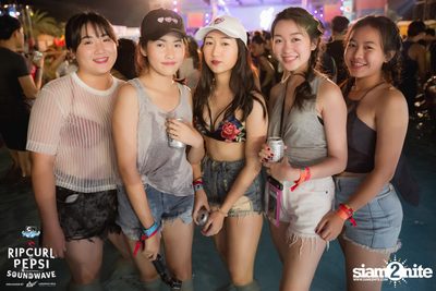 RipCurl x Pepsi Soundwave Hip Hop Festival ที่ การ์ตูนเนทเวิร์ค — photo 149