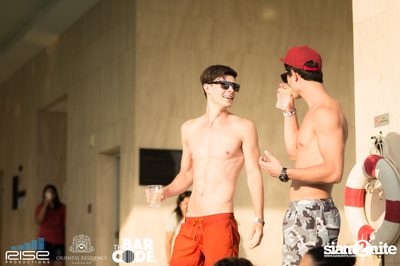 Pool Party for Chinese NY at Oriental Residence — photo 7