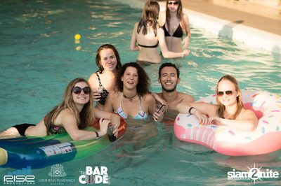 Pool Party for Chinese NY at Oriental Residence — photo 29
