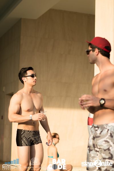 Pool Party for Chinese NY at Oriental Residence — photo 32