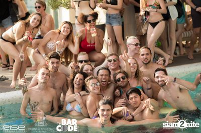 Pool Party for Chinese NY at Oriental Residence — photo 90