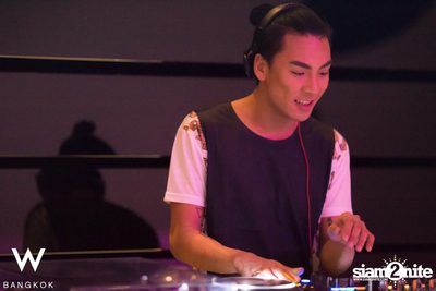 Boys Love Bubbles at W Bangkok — photo 21