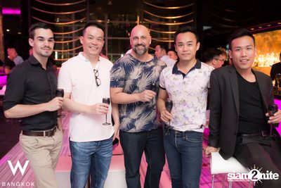 Boys Love Bubbles at W Bangkok — photo 29