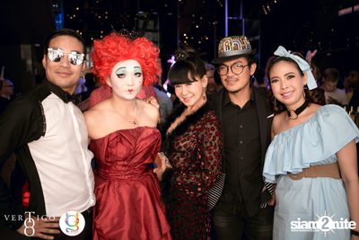 Ken in Wonderland ที่ Vertigo TOO — photo 3