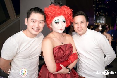 Ken in Wonderland ที่ Vertigo TOO — photo 12