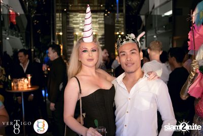 Ken in Wonderland ที่ Vertigo TOO — photo 30