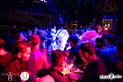 Ken in Wonderland ที่ Vertigo TOO — photo 117