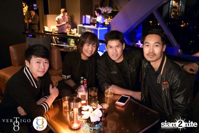 Ken in Wonderland ที่ Vertigo TOO — photo 119