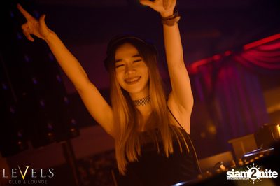Ladies Night ที่ร้าน เลเวล, สุขุมวิท 11 — photo 17