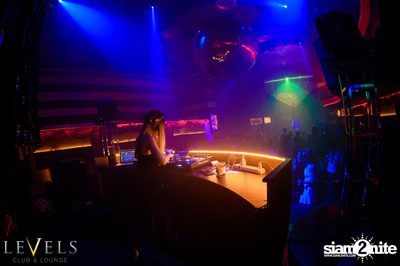 Ladies Night ที่ร้าน เลเวล, สุขุมวิท 11 — photo 45