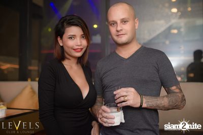 Ladies Night ที่ร้าน เลเวล, สุขุมวิท 11 — photo 60