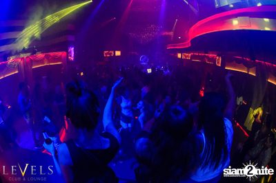 Ladies Night ที่ร้าน เลเวล, สุขุมวิท 11 — photo 68