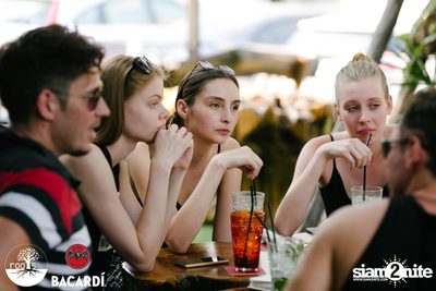 SUNDAZE ที่ Roots | K-Village — photo 12