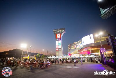Classic Car Meeting ที่ เซ็นทรัลเฟสติวัล เชียงใหม่ — photo 25