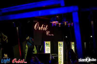 Singha Light pres. Lights Out Party at Orbit Pub — photo 9