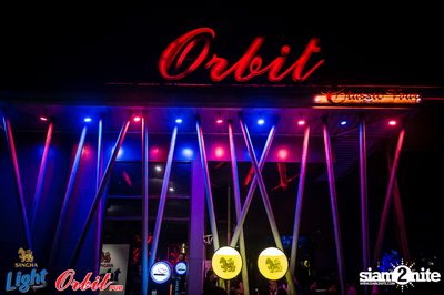 Singha Light pres. Lights Out Party at Orbit Pub — photo 11