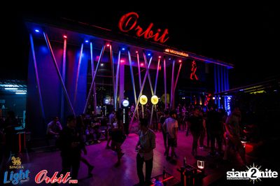 Singha Light pres. Lights Out Party at Orbit Pub — photo 12