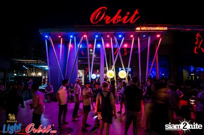 Singha Light pres. Lights Out Party at Orbit Pub — photo 14