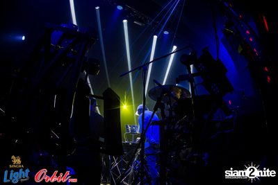 Singha Light pres. Lights Out Party at Orbit Pub — photo 68