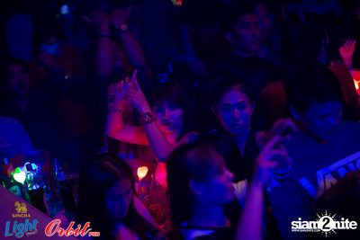 Singha Light pres. Lights Out Party at Orbit Pub — photo 81