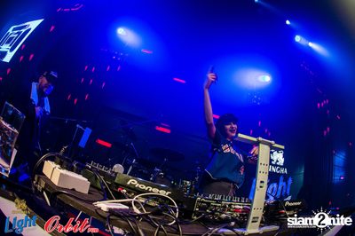 Singha Light pres. Lights Out Party at Orbit Pub — photo 124