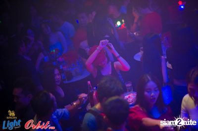Singha Light pres. Lights Out Party at Orbit Pub — photo 128