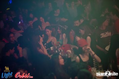 Singha Light pres. Lights Out Party at Orbit Pub — photo 131