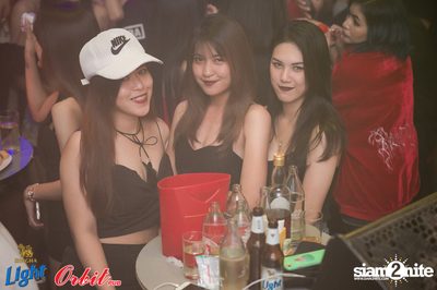 Singha Light pres. Lights Out Party at Orbit Pub — photo 135