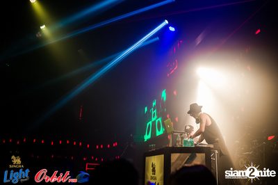 Singha Light pres. Lights Out Party at Orbit Pub — photo 174